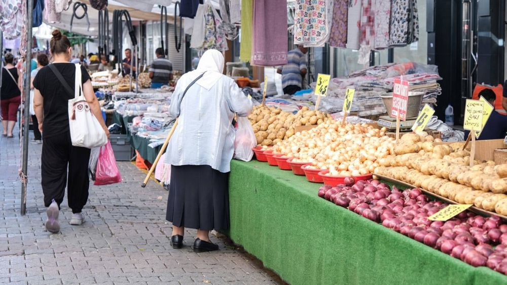 TÜRK-İŞ: Açlık Sınırı 23 Bin 323 TL'ye Yükseldi