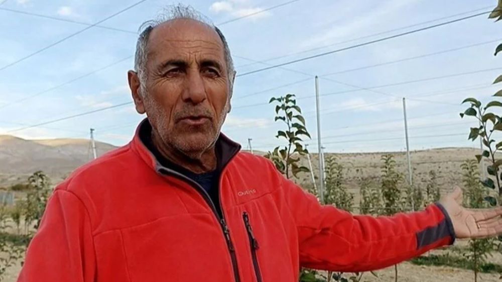 Ayhan Çelik'den Gürün'de elma bahçeleri