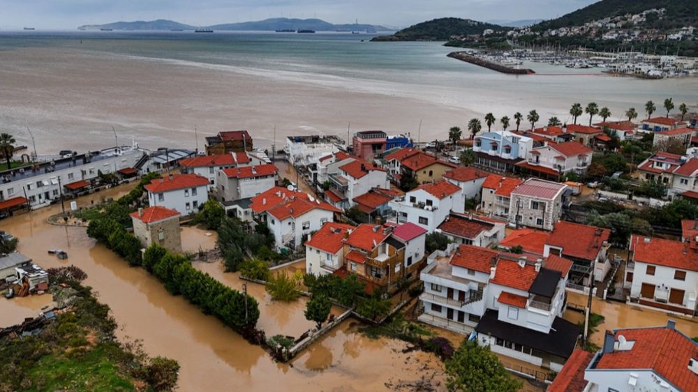 İzmir-  Foça’da Rant Felaket Getirdi