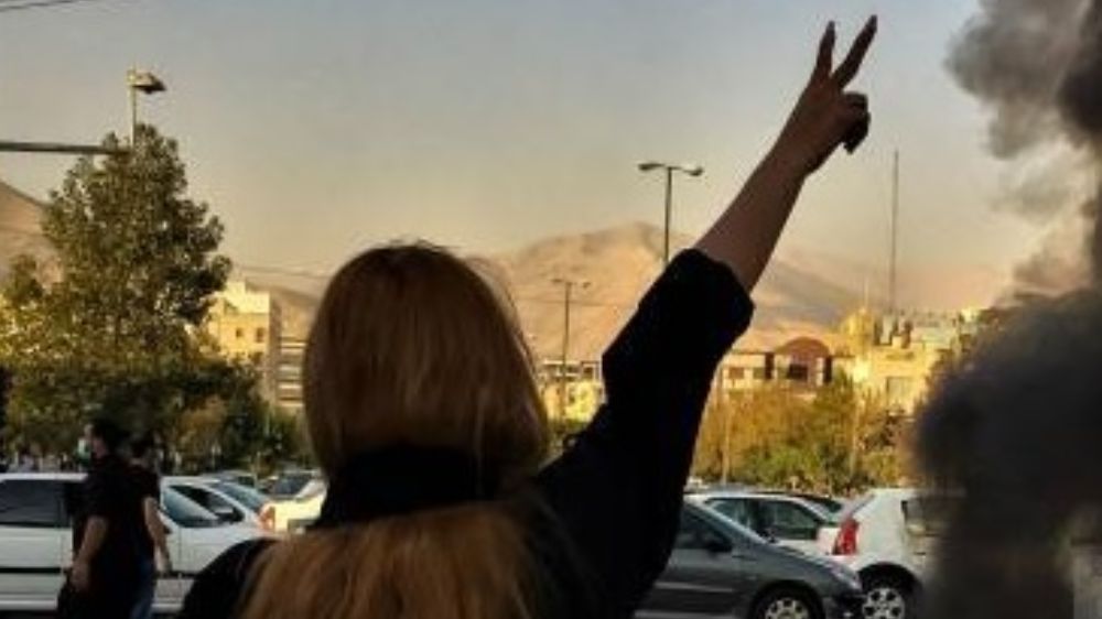 İran’da Yoksulluk  Krizi