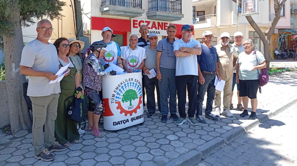 Emeklilerden AYM'ye Zam Dilekçesi: “Sadaka Değil Hakkımızı İstiyoruz” 