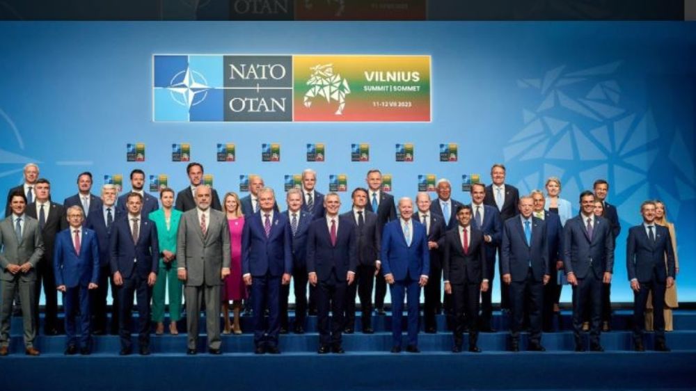 NATO Zirvesi Sonuç Bildirisi ,Daha Fazla Savaş ve Silahlanmanın Manifestosu
