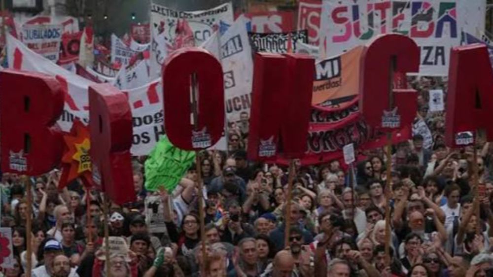 Arjantin’de "Öfke Yürüyüşü"