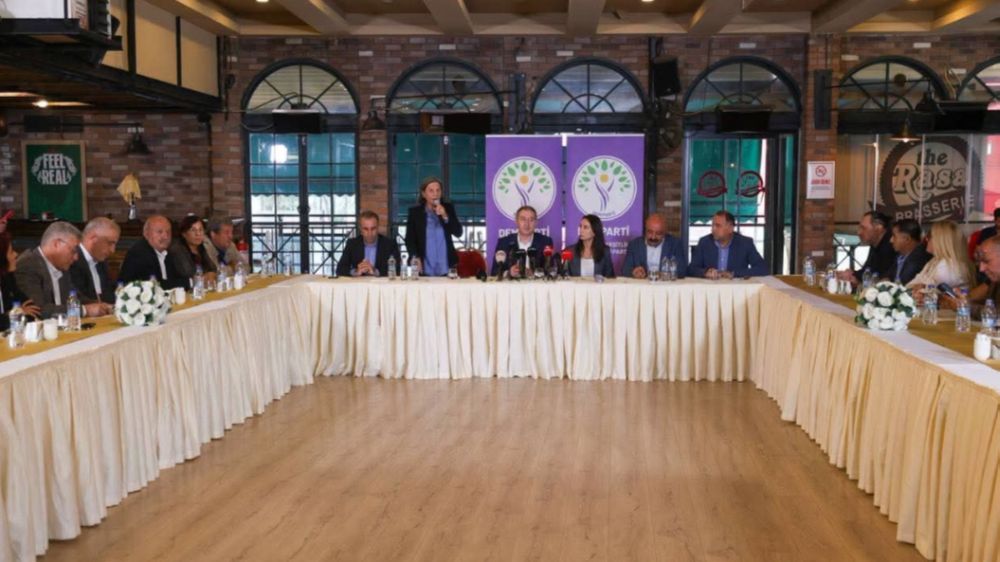 DEM Parti Alevi Kurumlarıyla Buluştu
