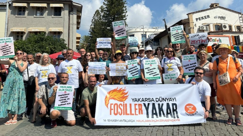 Halkların İklim Zirvesi “Fosil Yakıtları Yerin Altında Bırakın!”